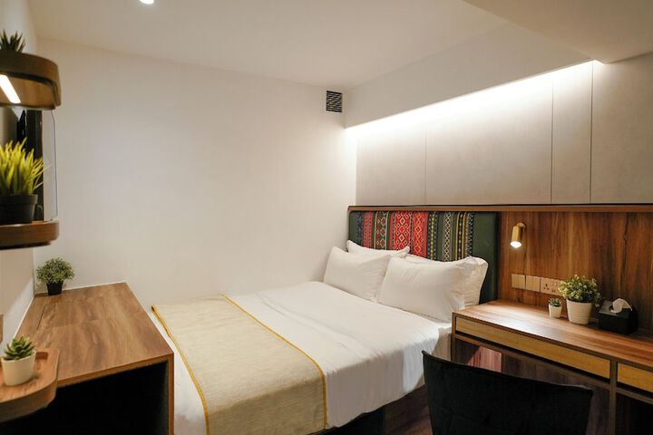 Room 19 of 61
