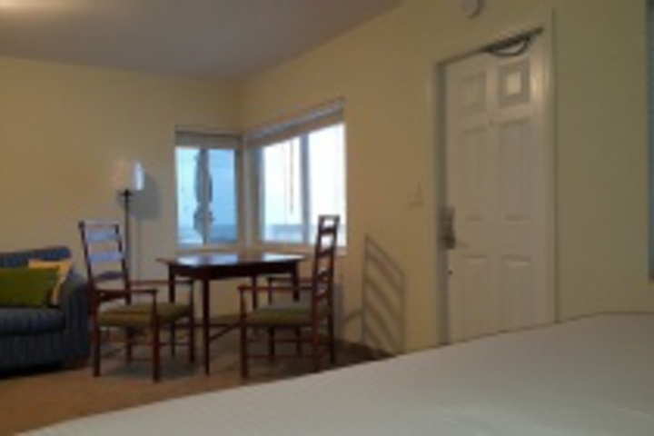 Room 389 of 695