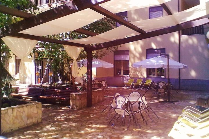 Hotel 37 of 40
