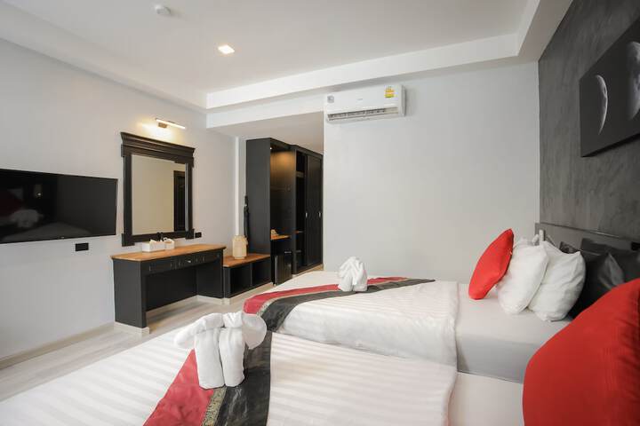 Room 7 of 78