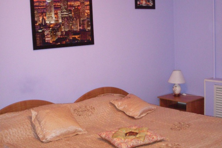 Room 4 of 34