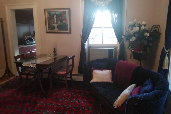 Room 26 of 89