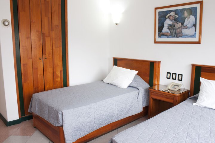 Room 7 of 30