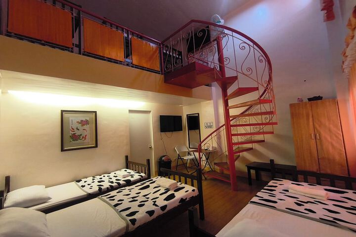 Room 4 of 41