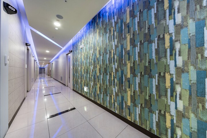 Ballroom/Hall 85 of 91