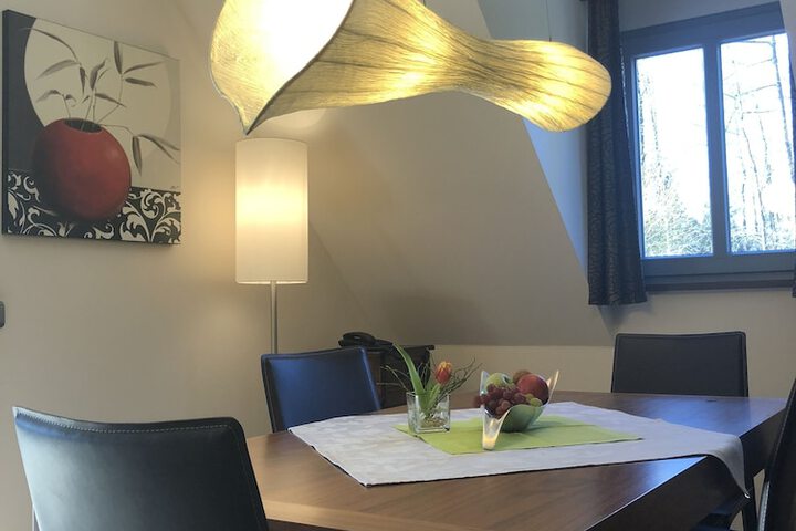 Room 7 of 32
