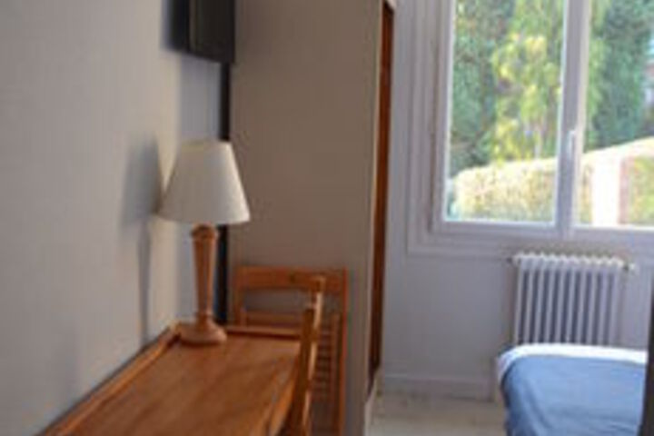 Room 37 of 61