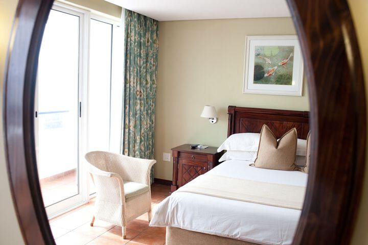 Room 10 of 161