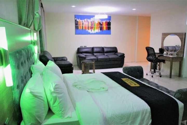 Room 20 of 36