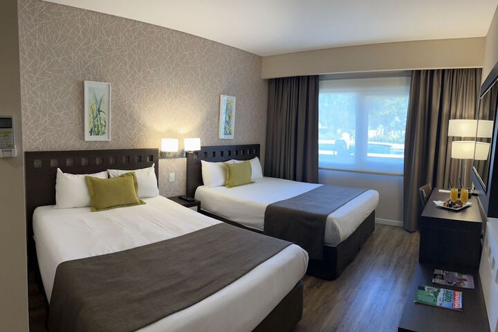 Room 4 of 51