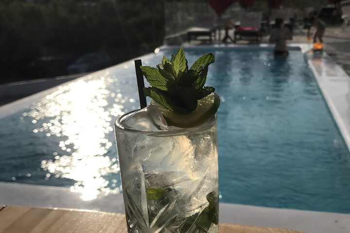 Pool 21 of 43