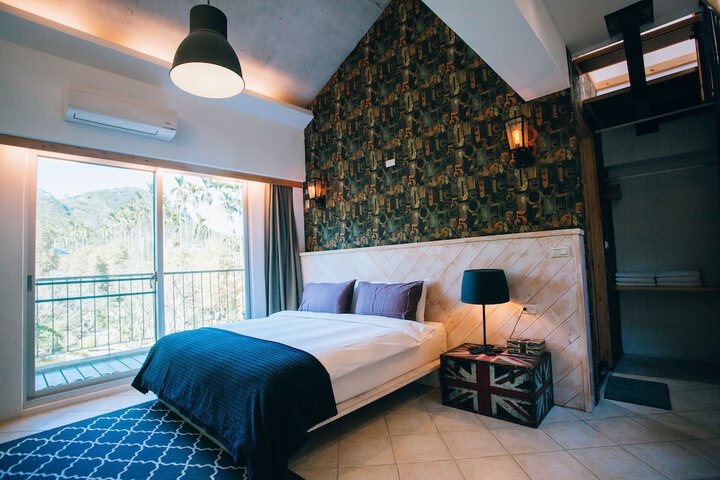 Room 25 of 110
