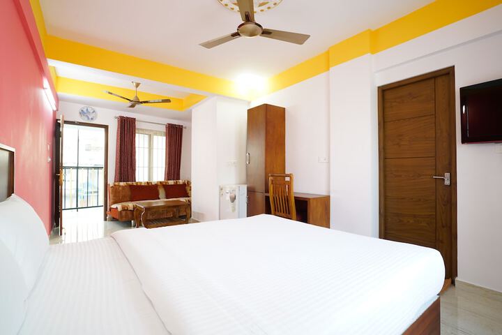 Room 15 of 35