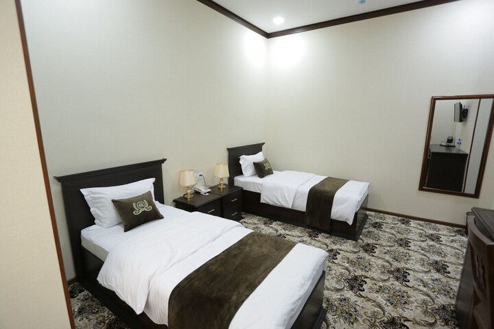 Room 21 of 61