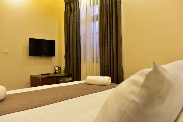 Room 7 of 44