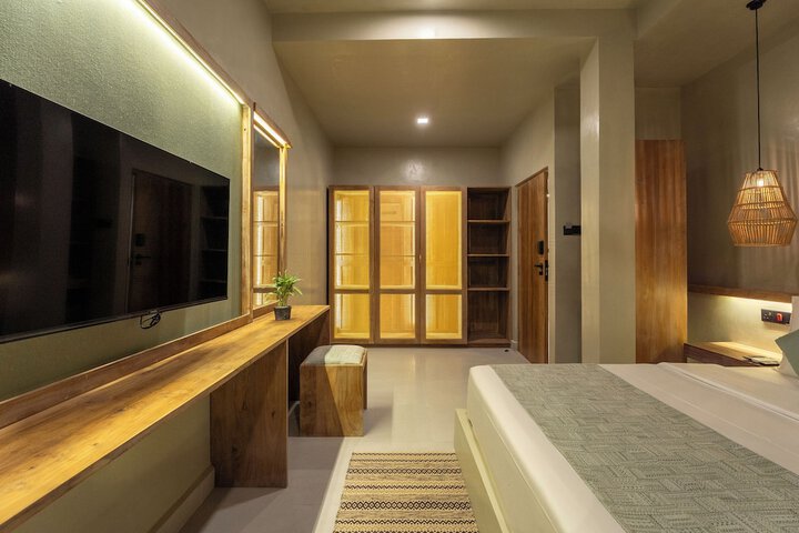 Room 33 of 222