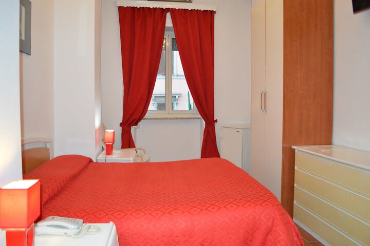 Room 8 of 8