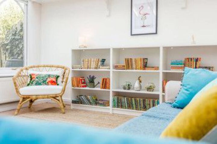 Room 15 of 18