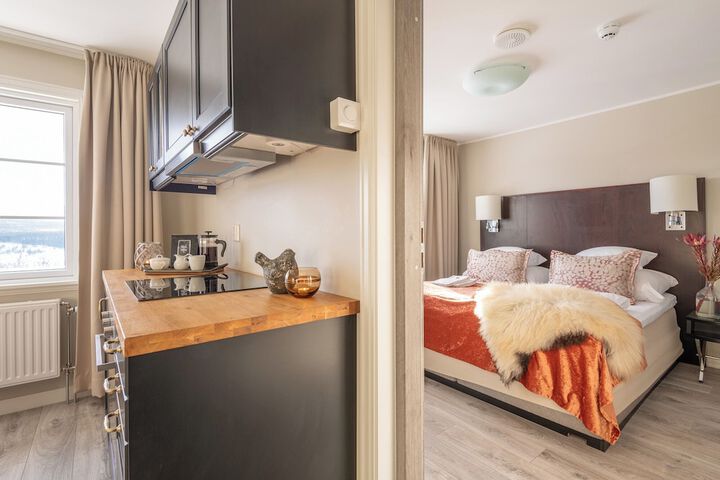 Room 14 of 43