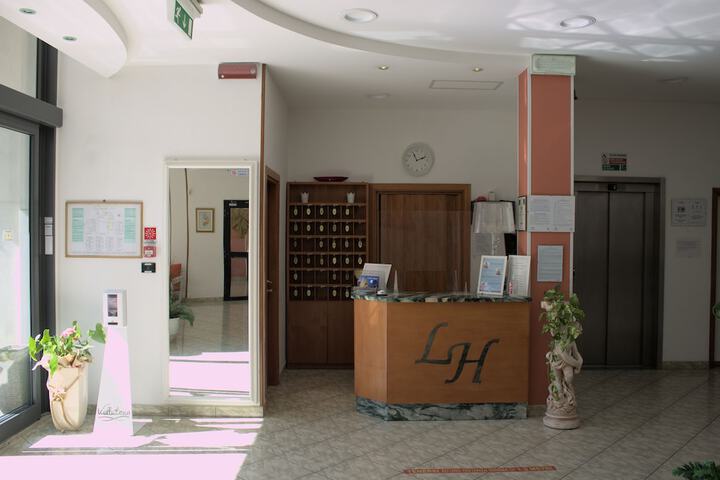 Hotel Interior 3 of 28