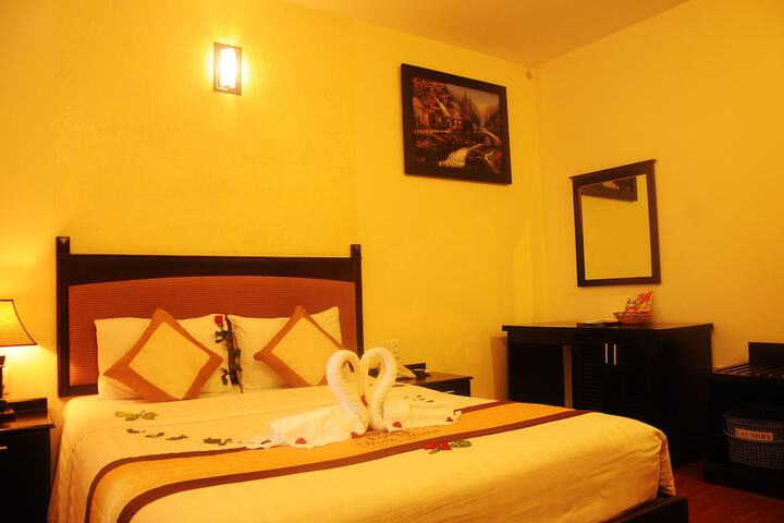 Room 18 of 35