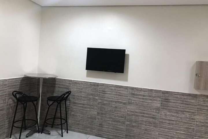 Hotel Caliente