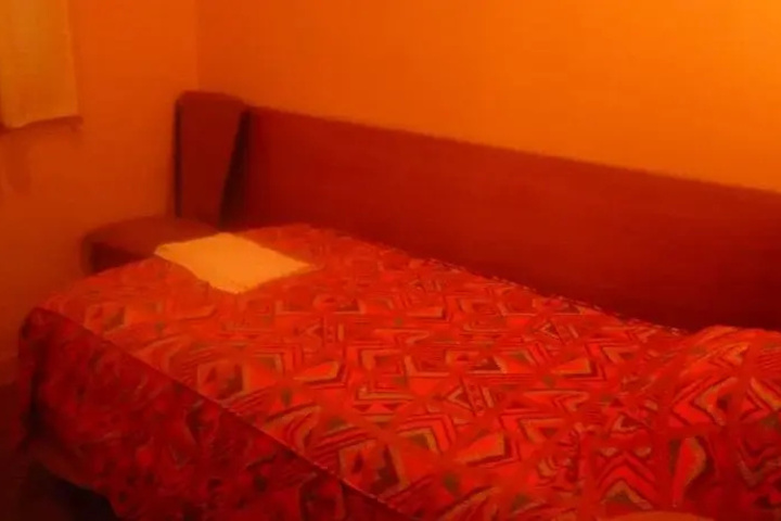 Room 3 of 13