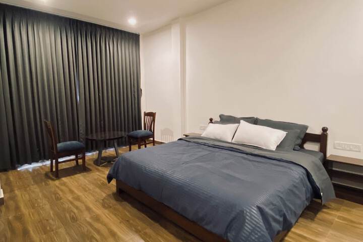 Room 7 of 26