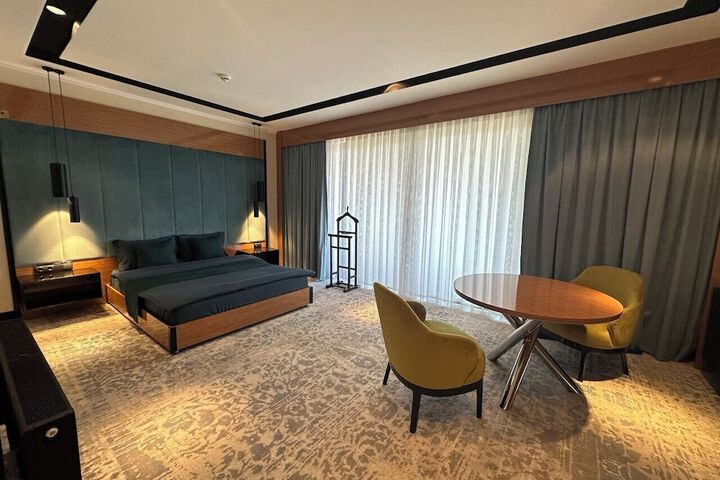 Room 19 of 49