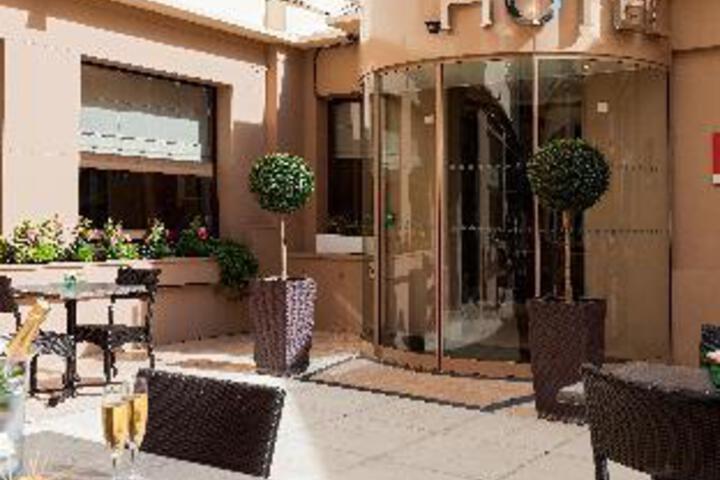 Hotel 17 of 23