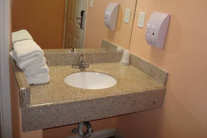 Bathroom sink
