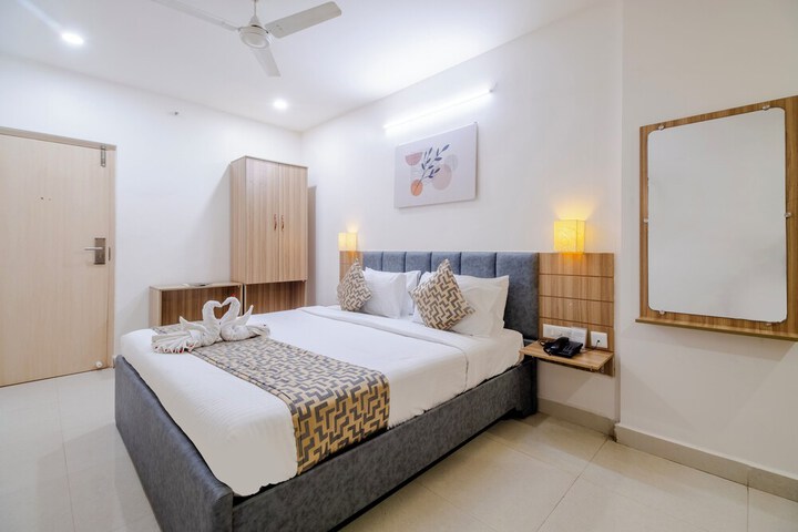 Room 7 of 24