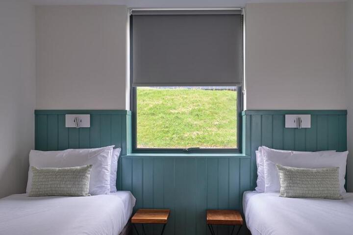 Room 8 of 89