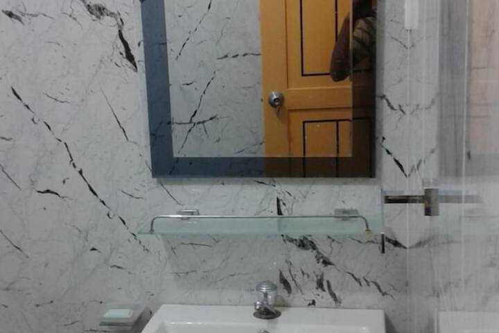 Room 40 of 75