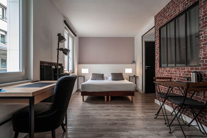 Room 29 of 64