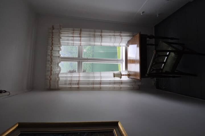 Room 16 of 53