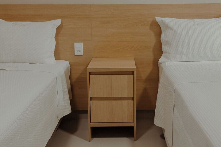 Room 10 of 50