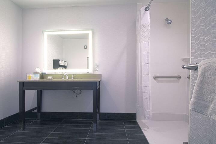 Bathroom shower