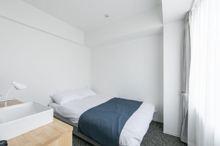 Room 19 of 74