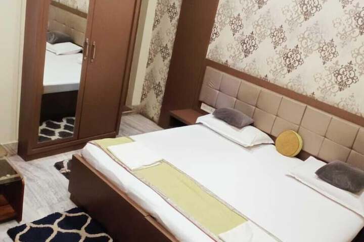Room 29 of 79