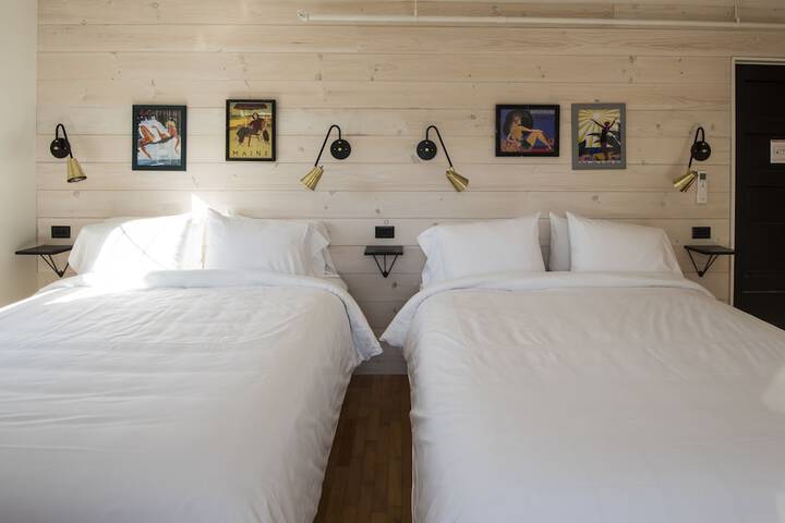 Room 4 of 47