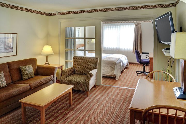 Room 11 of 20