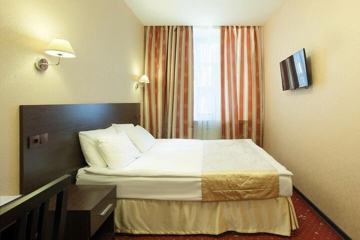 Room 17 of 41