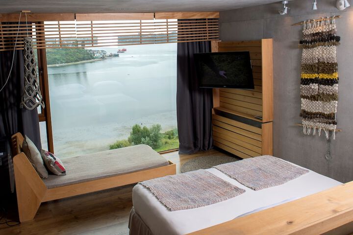 Room 10 of 67