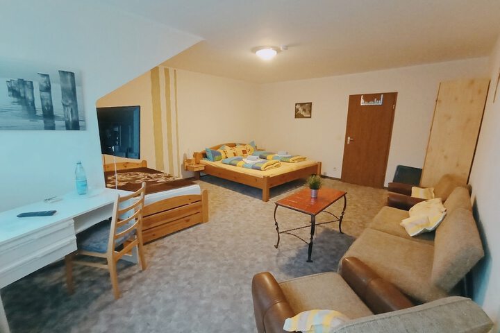 Room 14 of 31