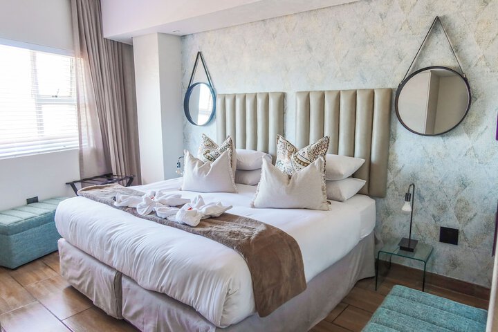 Room 7 of 36