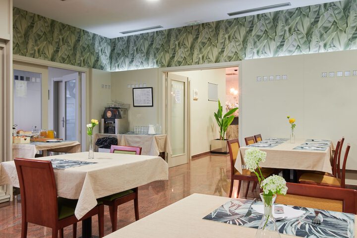 Dining 149 of 186