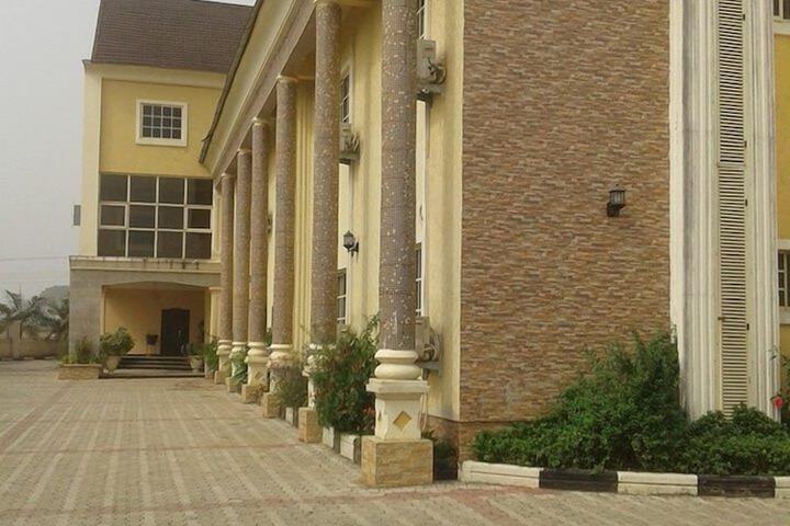 Venus Hotels & Suites