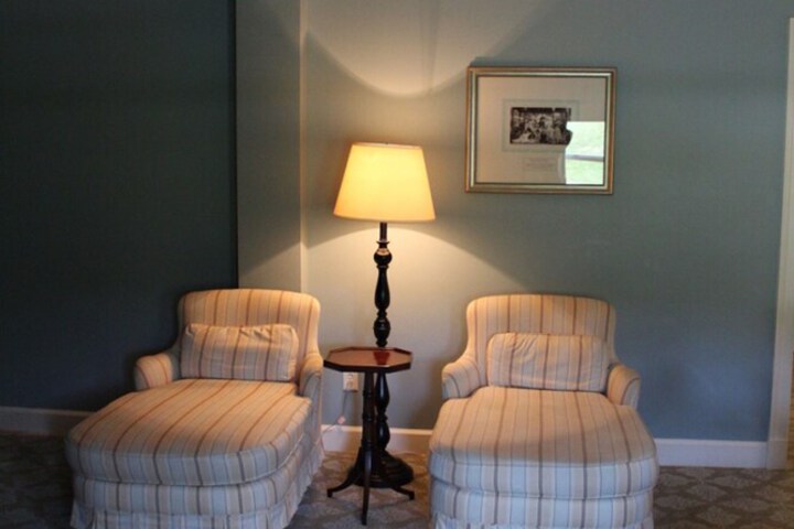Room 7 of 186