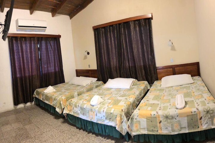 Room 8 of 31